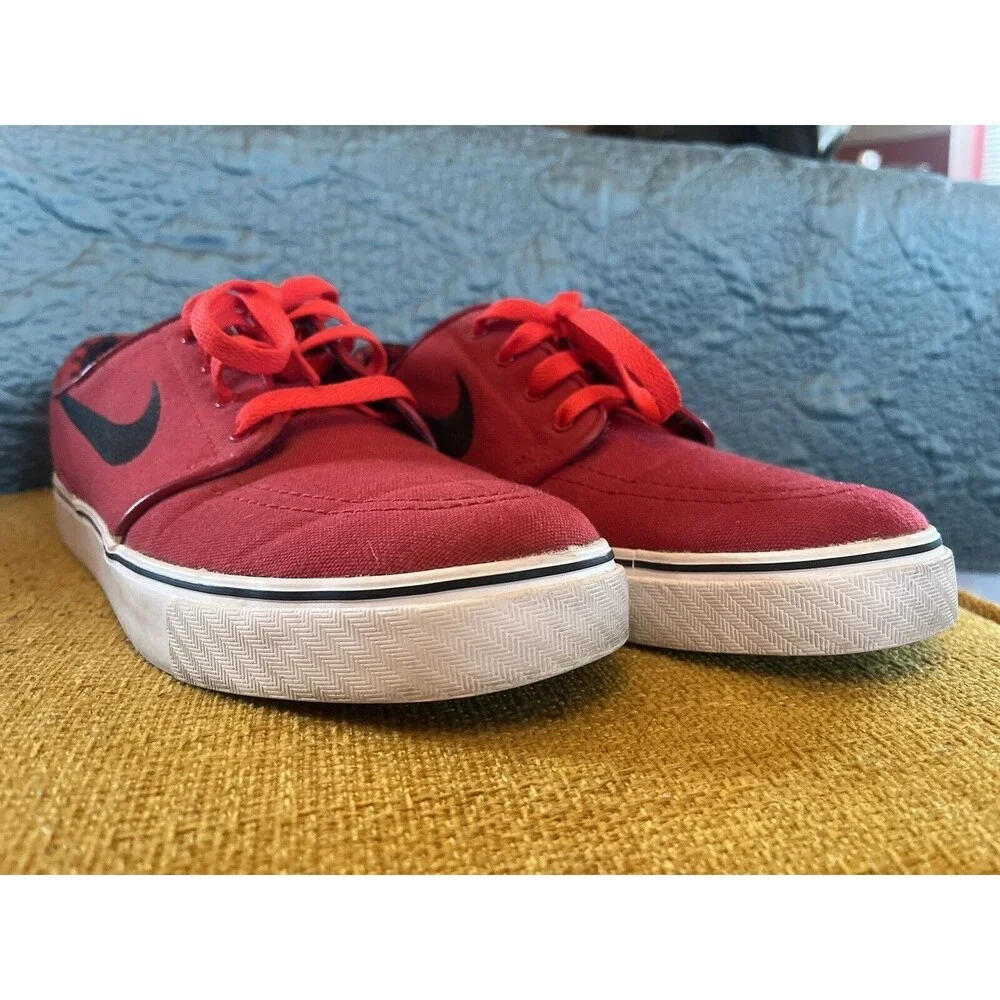 Nike SB Zoom Stefan Janoski Men's Size 9 Red Plaid Sneakers Shoes 615957-601